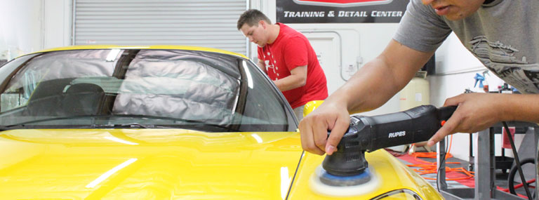 Tire Cleaners and Dressings: A lesson on the best dressing applicator 
